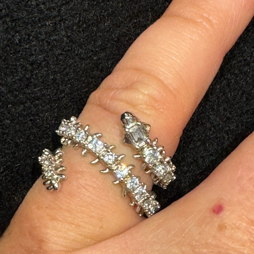 Kendra Scott Beck Caterpillar Silver Ring Size 6